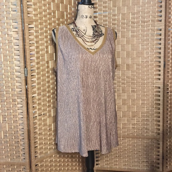 Lane Bryant Gold Crinkle Shell with NWT necklace - Picture 2 of 8